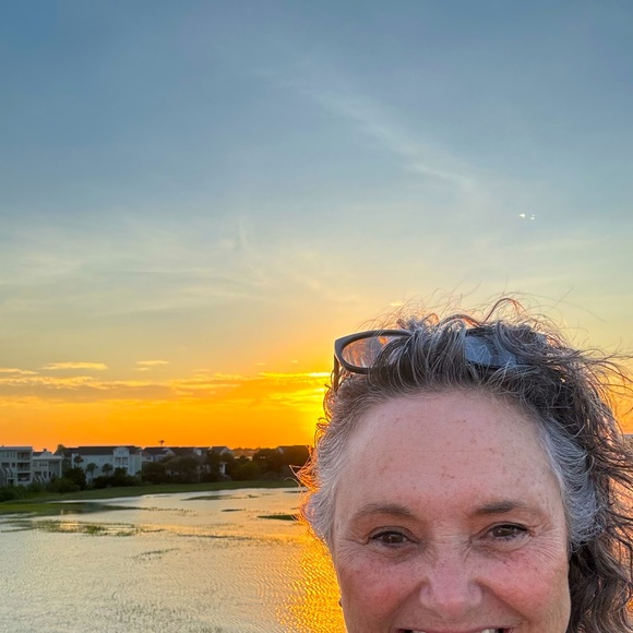 Meet your Posher, Karen - Picture 5 of 15